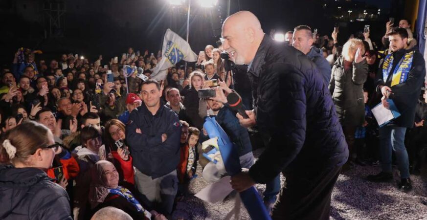 FIFA mu dala rok, Sergej Barbarez mora brzo reagovati