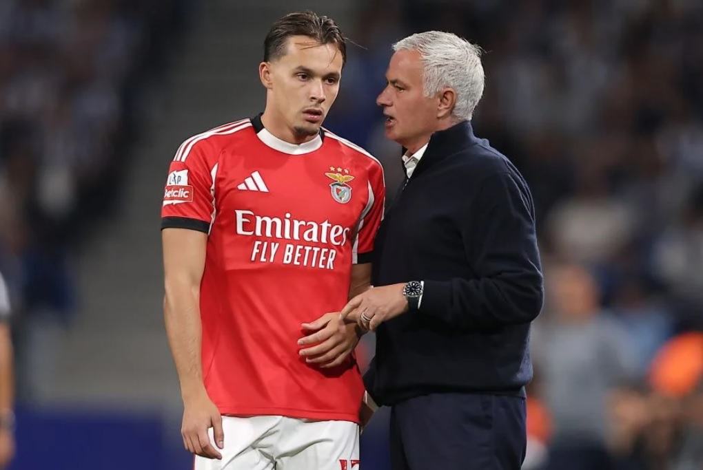 Gotovo je! Transfer insajder tvrdi da Mourinho preuzima Real