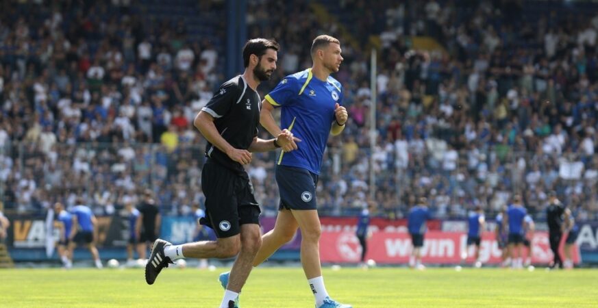 Kapiten raspalio emocije! Edin Džeko se oglasio pred let za SAD i poslao poruku koja je zapalila BiH!