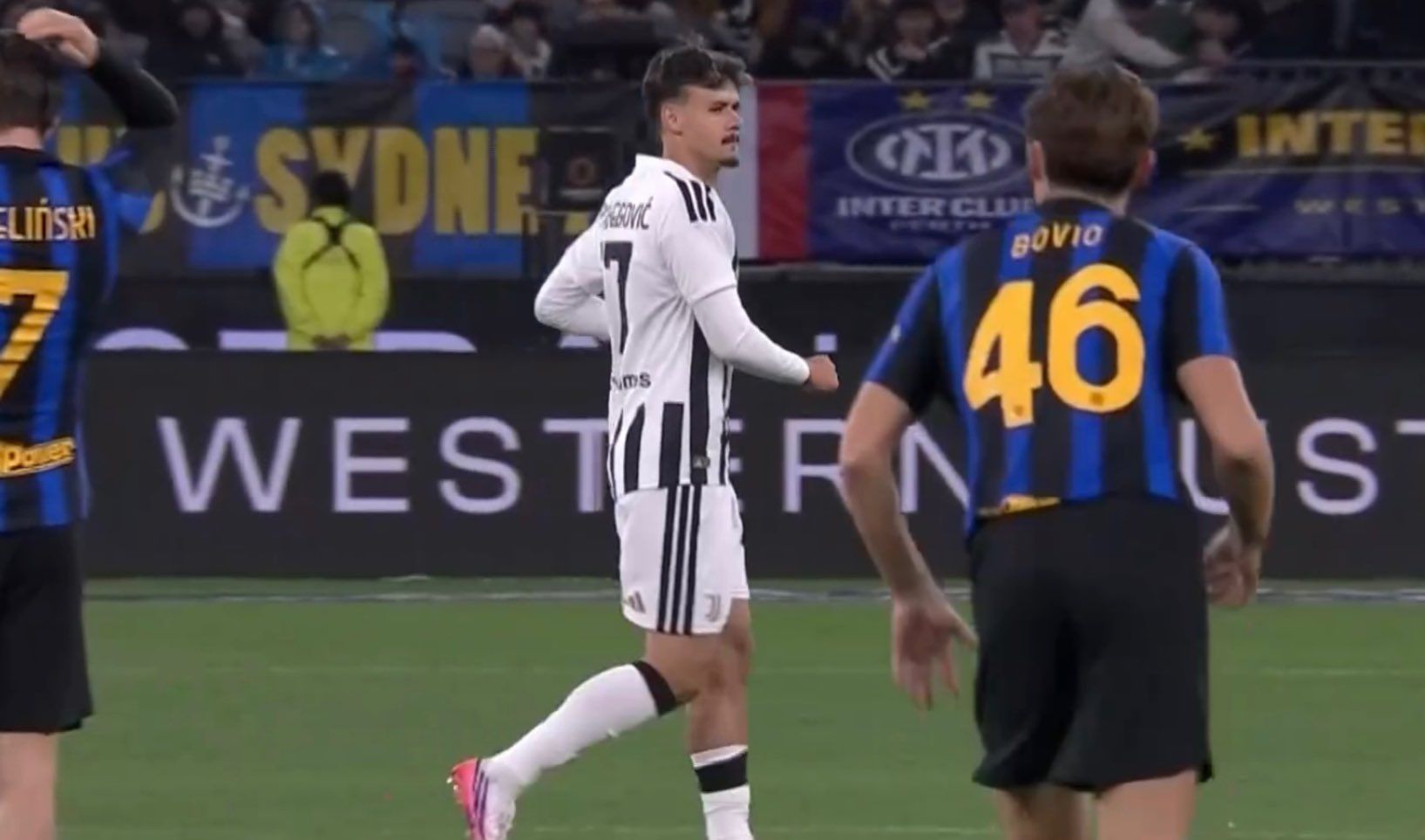 Alajbegović debitovao za Juventus: Broj 17 dobio novu priču u crno-bijelom