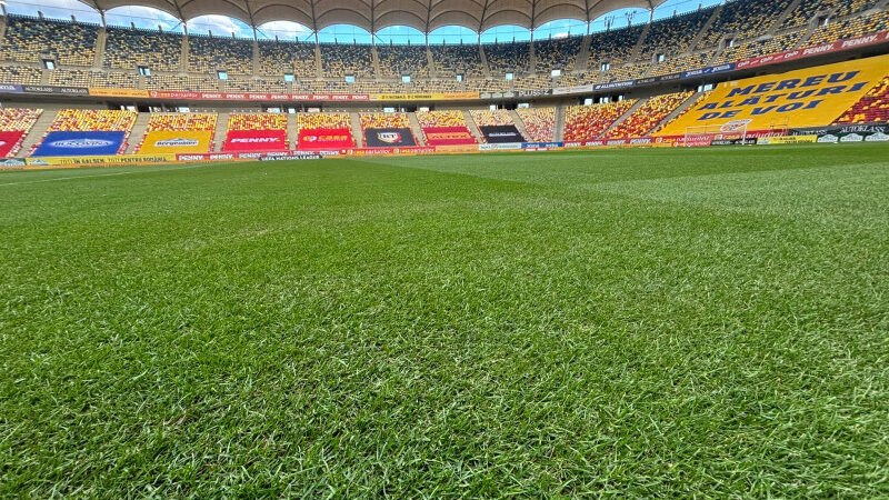 Ovo je poruka koja je dočekala Zmajeve na stadionu u Bukureštu, znate li zašto se igra bez navijača?