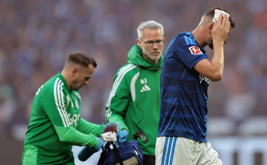Džeko se povrijedio, oglasili su se iz Schalkea i objasnili šta se dogodilo