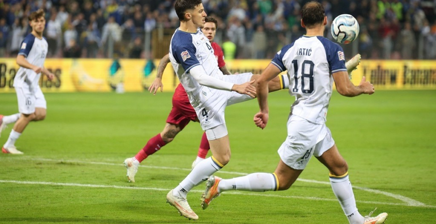 Bayern krenuo po Zmaja: Leeds već zna koliko će tražiti za Muharemovića